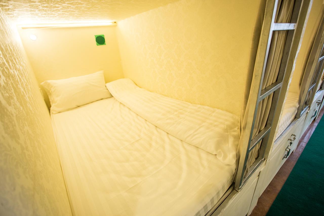 Green Box Capsule Hostel & Hotel ビエンチャン エクステリア 写真