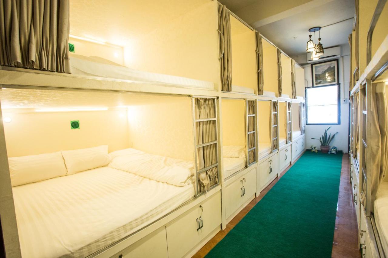 Green Box Capsule Hostel & Hotel ビエンチャン エクステリア 写真