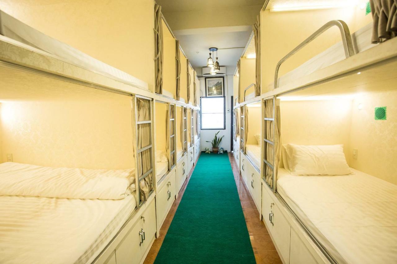 Green Box Capsule Hostel & Hotel ビエンチャン エクステリア 写真